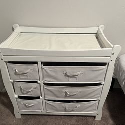 Baby changing Table With Drawers 