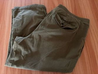 Sonoma Olive Green Capri Pants