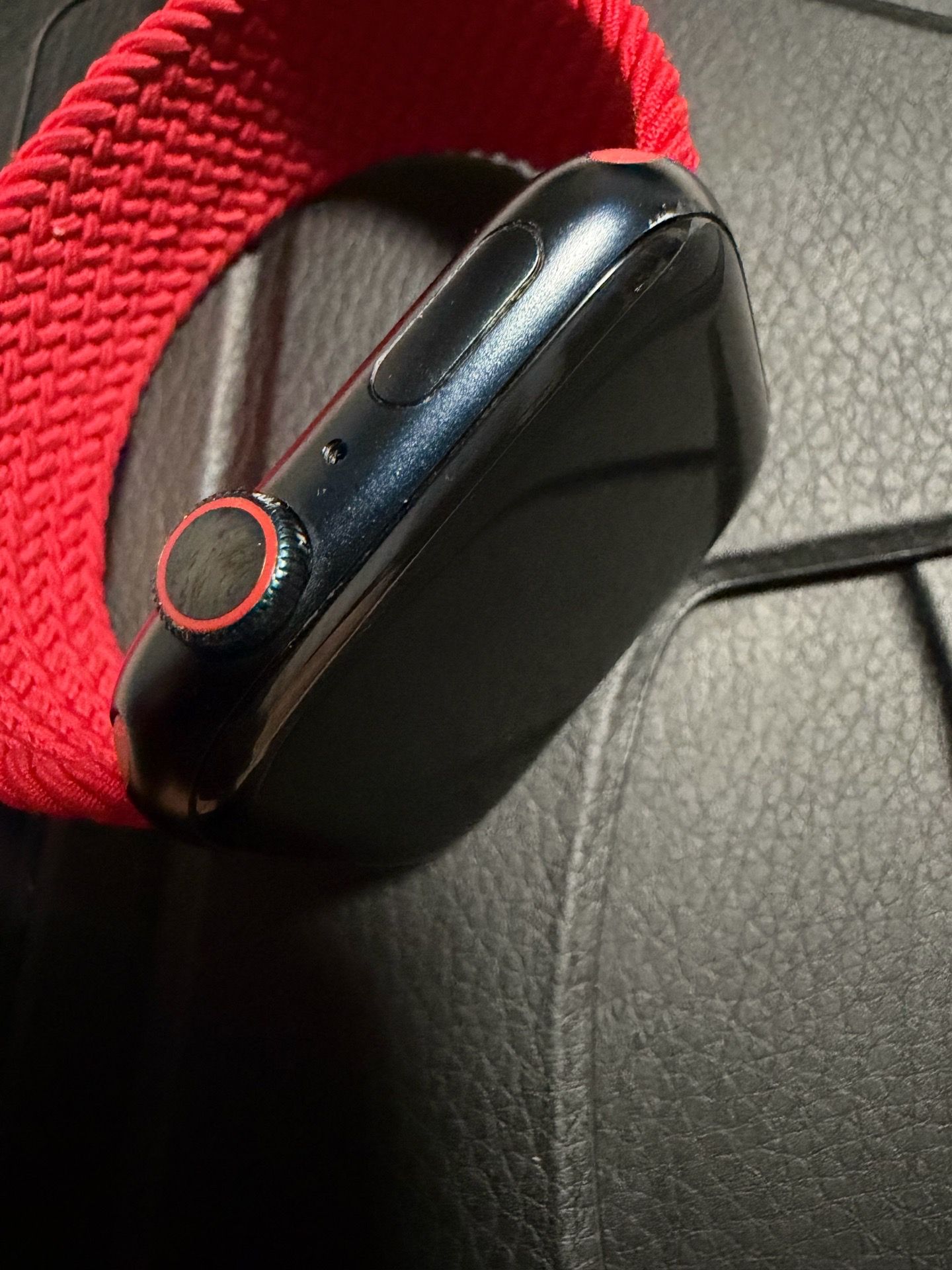 Apple Watch Series 8 (45mm Cellular + GPS) - normal wear