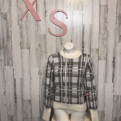 Evereve Plaid Fuzzy Knit Sweater XS Gray Cream Soft Warm Cozy