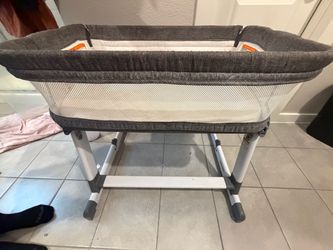 100% Free Bassinet