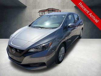 2025 Nissan LEAF