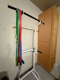 Power Tower Pull Up Bar and Dip Station with Bands