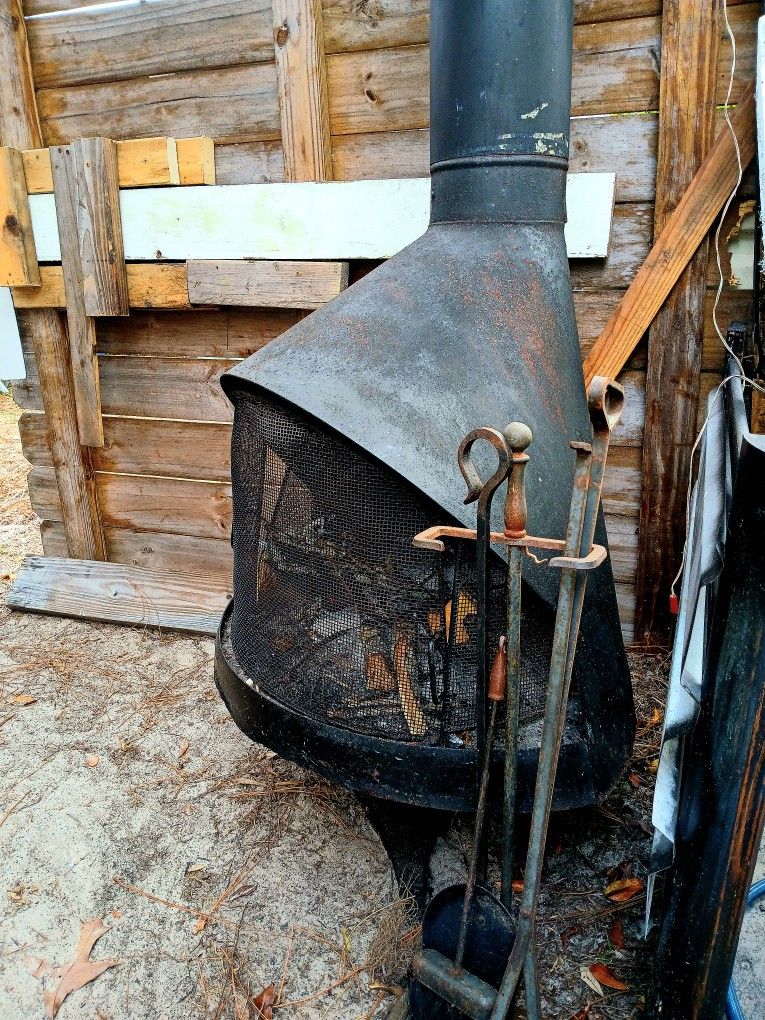 Free Standing Fire Place