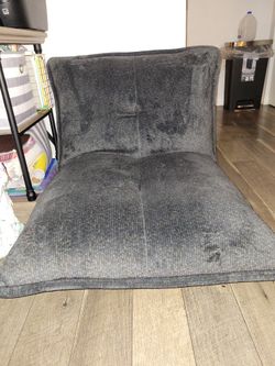 Baxford Accent Chair/New