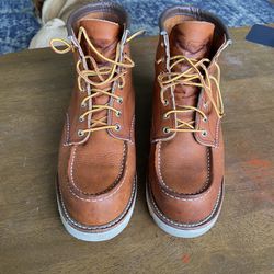 Redwing Moc-Toe Boots Size 8D