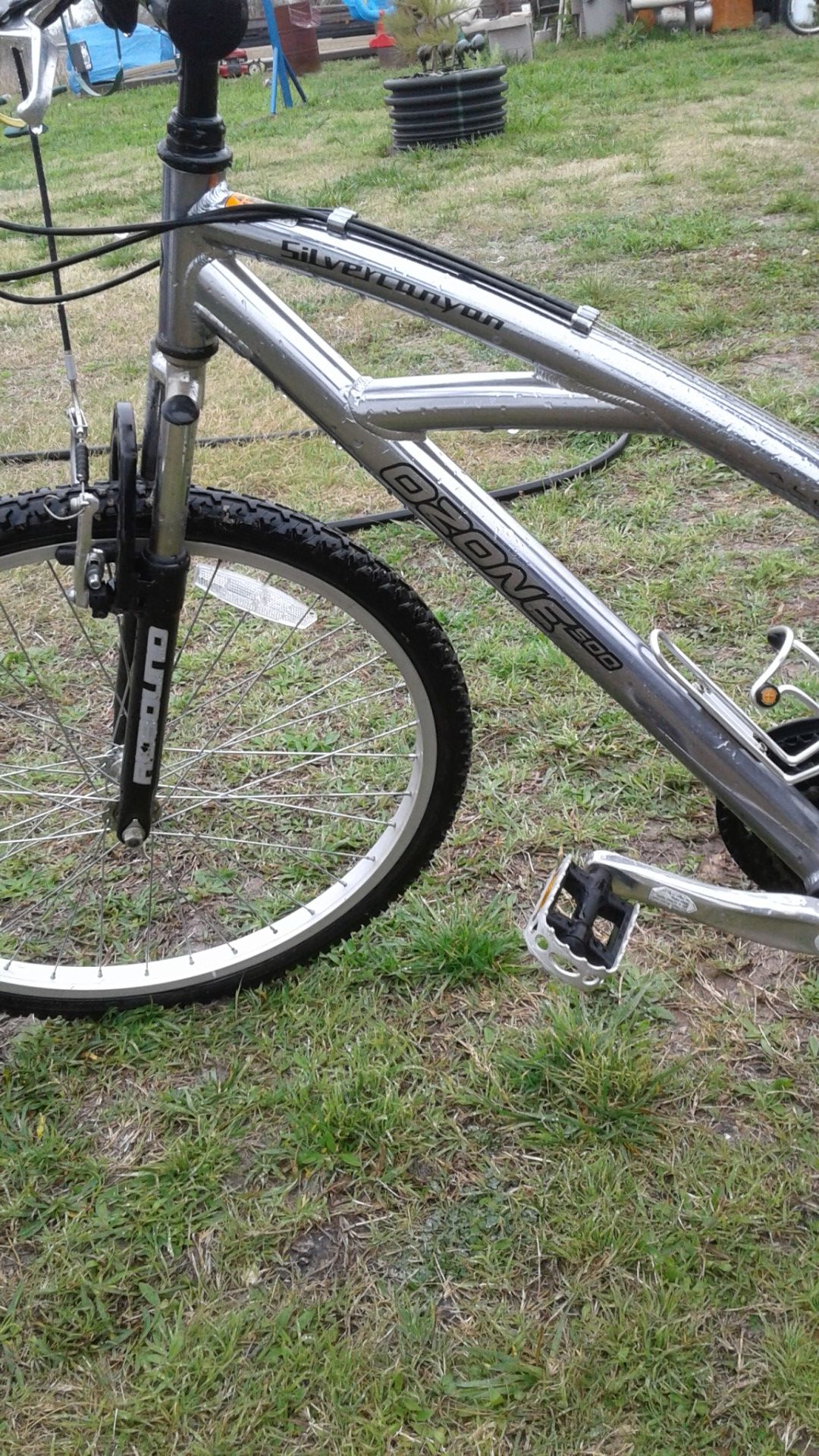 Ozone silver 2025 canyon bike