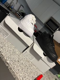 Air Force 1’s Size 11.5 white 80