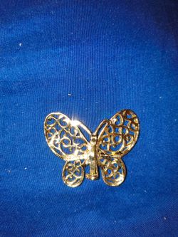 Assorted Brooch Pins