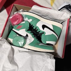 Jordan 1s Lucky Greens OBO