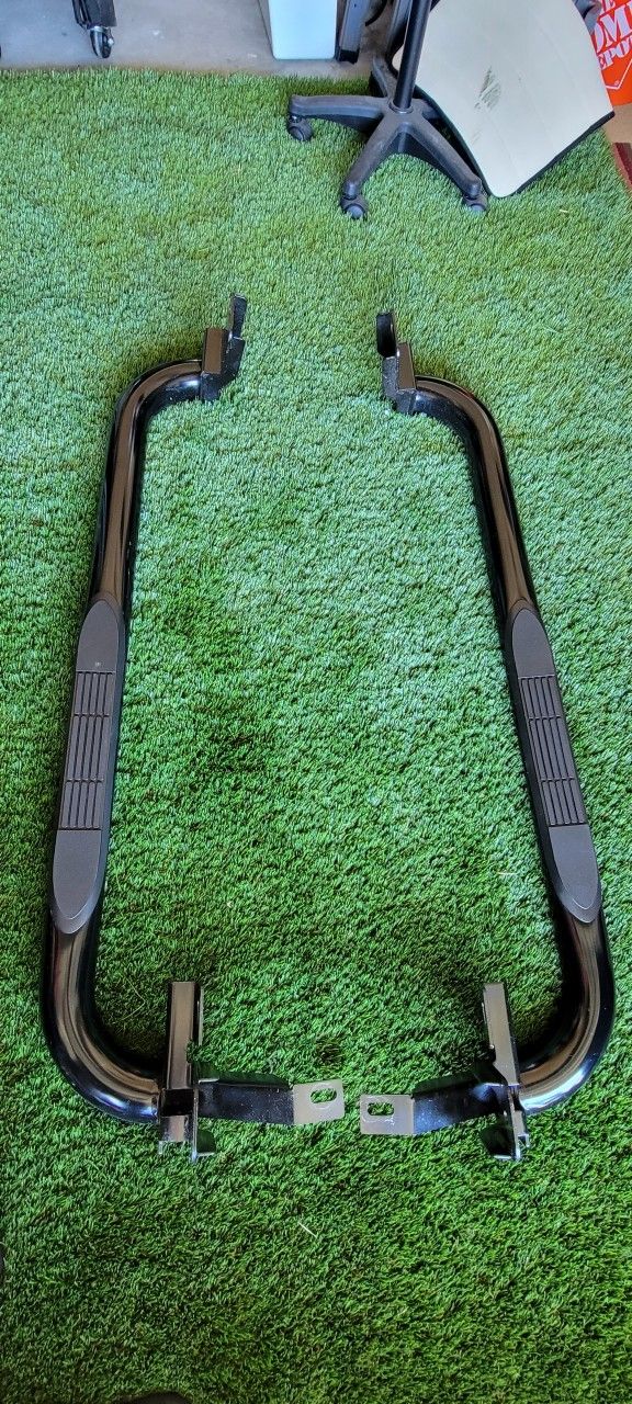 Side Steps For 2020 Dodge Ram 1500 2door for Sale in Spring Hill, FL