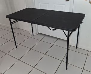 4 foot folding table portable heavy duty plastic fold-in-half $25 FIRM