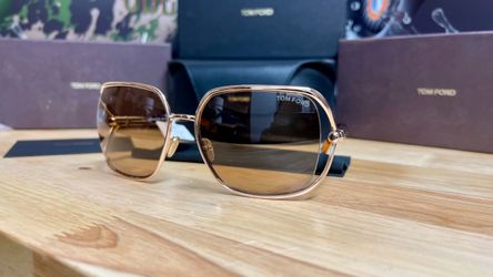 Tom Ford FT1092 Sunglasses rose gold new with tags