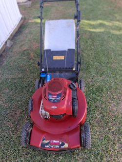 MOWER TORO SELPROPELLED GOOD CONDITION