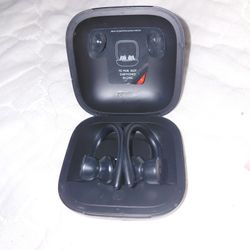 Powerbeats Pro Apple Beats Ear Buds W/ Charger Box