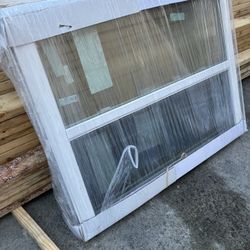 43x35 Vinyl window Single Hung $160