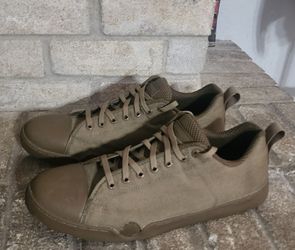 Altama OTB Tactical shoes size 12
