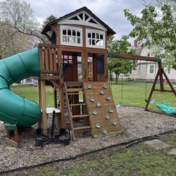 Swing set