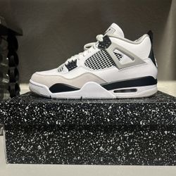 Jordan 4 Military Black