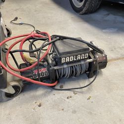 Badlands 9000lb Winch