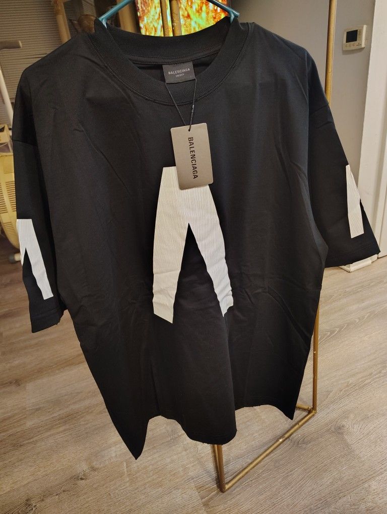 Balenciaga Black T-shirt