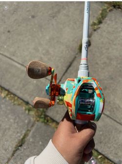 Bait caster fishing pole