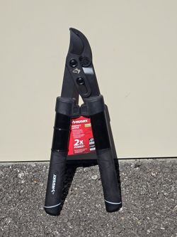 Husky
15 in. Compact Bypass Lopper