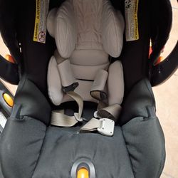 Chicco Infant Car Seat