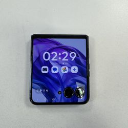 2024 Motorola Razer Plus 