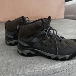 Women Keen Hiking Boots 