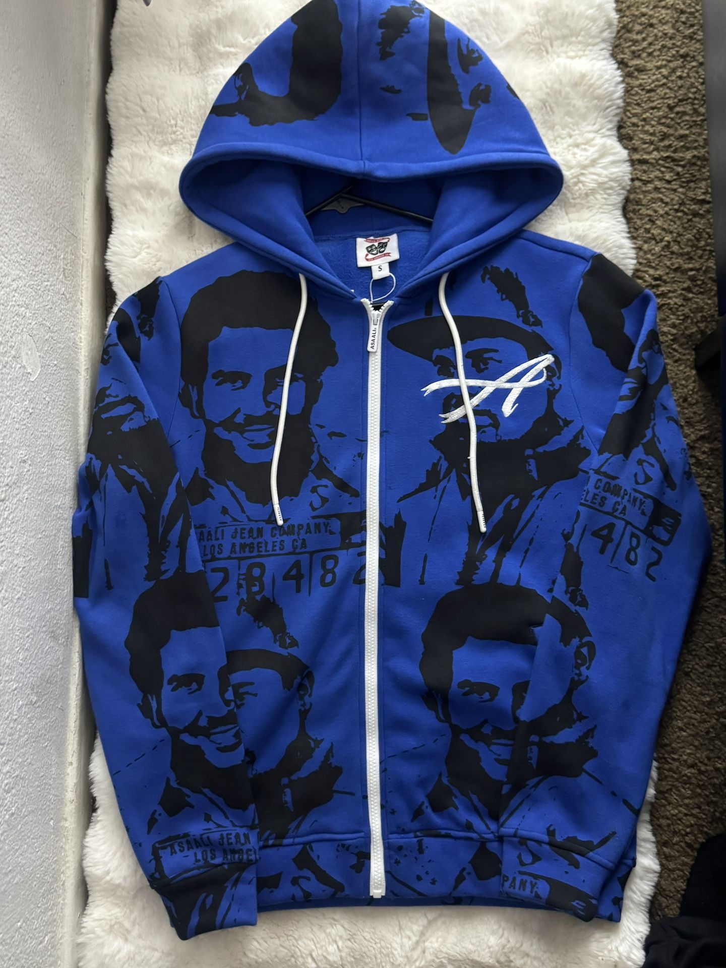 Asaali Hoodie Size Small
