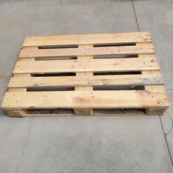 Wooden Pallet -  Heavy Duty 47" x 31" x 6"