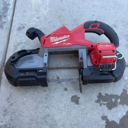 Cordless Milwaukee Bandsaw
