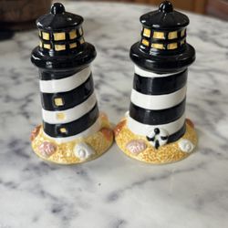 Lighthouse Salt & Pepper Shakers – Coastal Decor Set