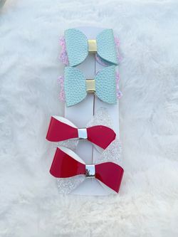 Girls Hair Bow Set of 4 Red Pink Mint Green Glitter Boutique Hair Clips