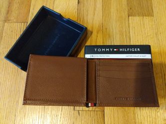 Tommy Hilfiger Men's Wallet