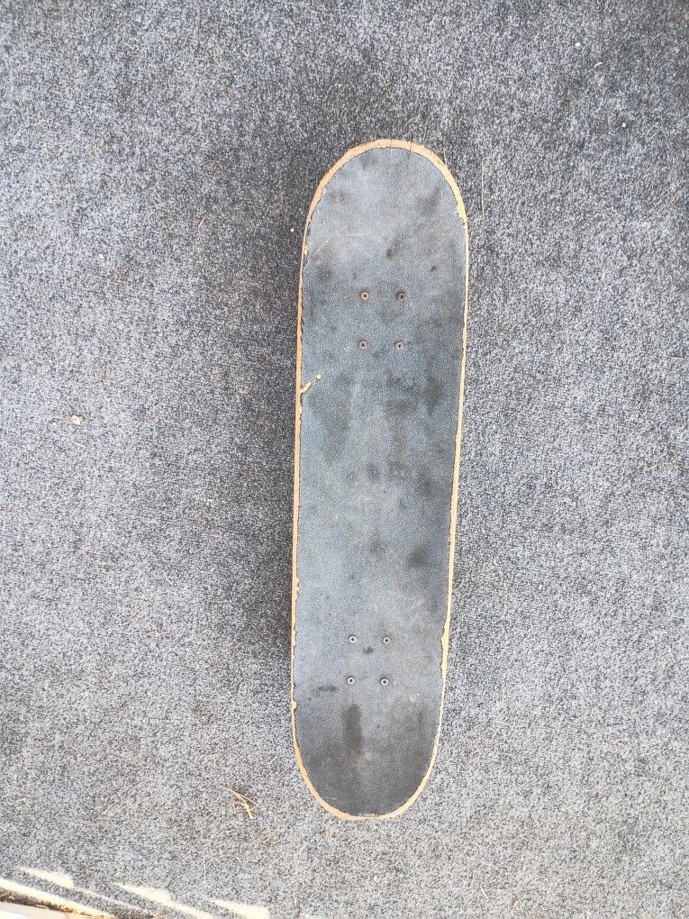 Skateboard (CASH ONLY)