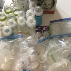 Baby Feeding/Nursing Supplies Lot