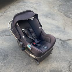 Nuna Car Seat