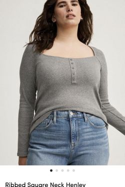 Size 3 Torrid long sleeve ribbed shirt NWT