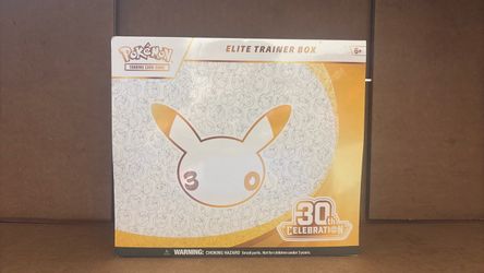 30th CELEBRATION ELITE TRAINER BOX