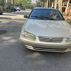 1999 Toyota Camry