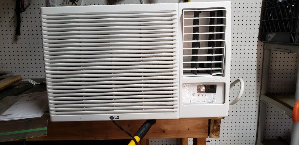 LG Ac And Heat Window Unit