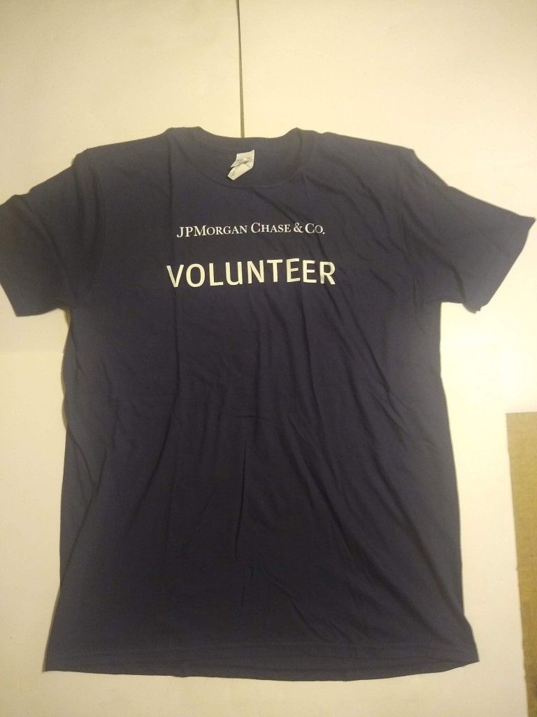 JP Morgan Chase & Co. Good Works volunteer t-shirt size L