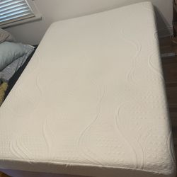 Full Size Bed Mattress Box Spring And Frame 