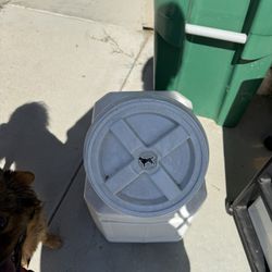 Gamma Vault Dog Food Container