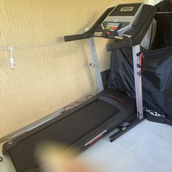 Proforma Treadmill 