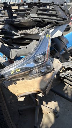 Prius headlight 2019 2022