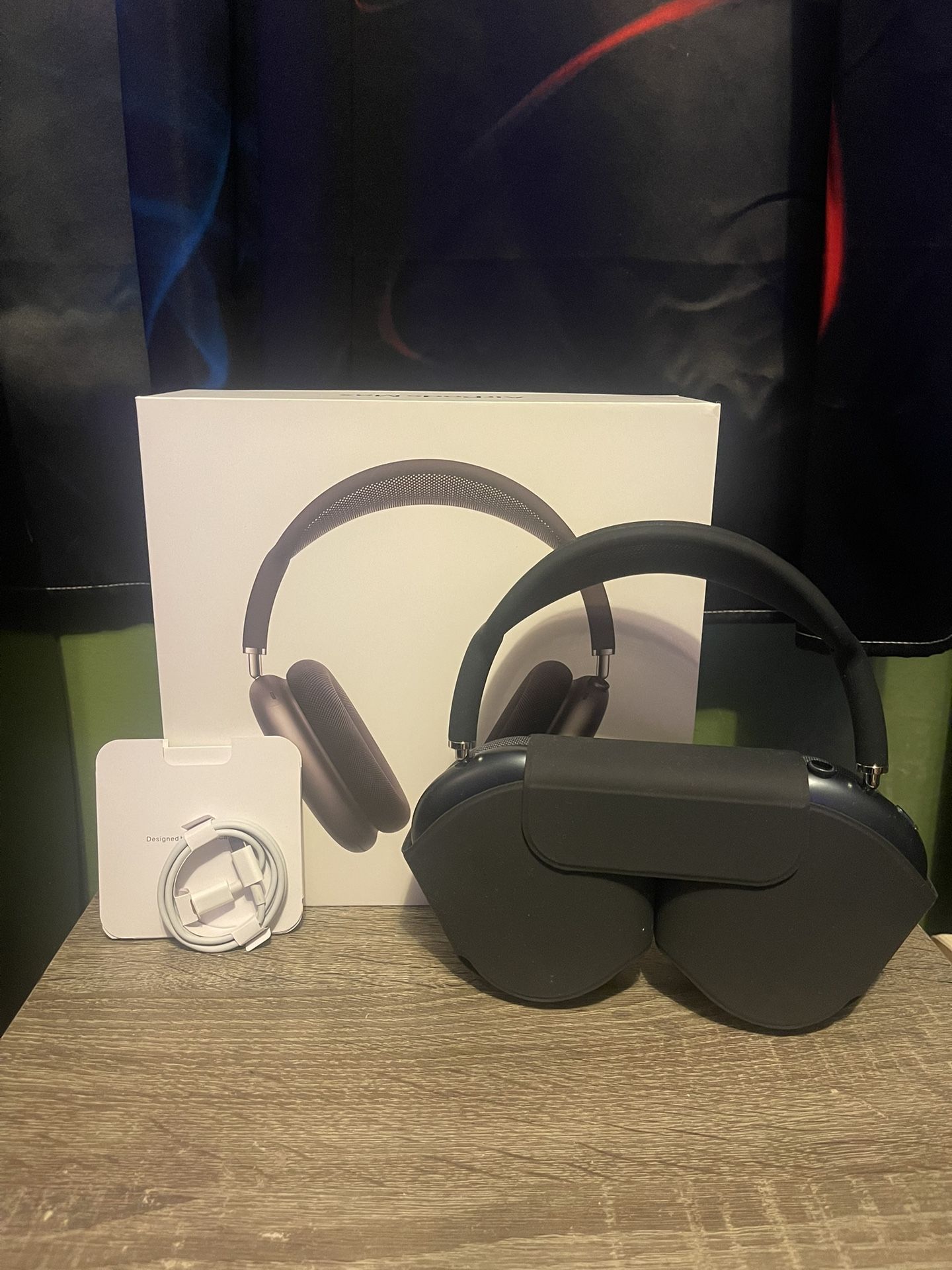 Midnight Black AirPod Maxes USB C