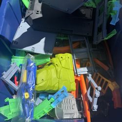 Hot Wheels City Ultimate Garage Playset – Large Lot